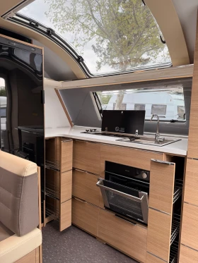 Каравана Adria Adorable 613 HT, снимка 8