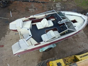 Моторна яхта Maxum 1800XR Bowrider