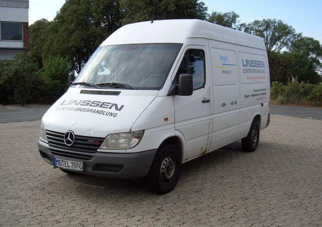 Рама и Каросерия за Mercedes-Benz Sprinter, снимка 1 - Части - 30128842