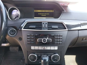 Mercedes-Benz C 300 ТОП СЪСТОЯНИЕ! ШВЕЙЦАРИЯ! 4MATIC!!, снимка 16