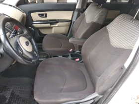 Kia Soul 1.6 Автоматик, снимка 9