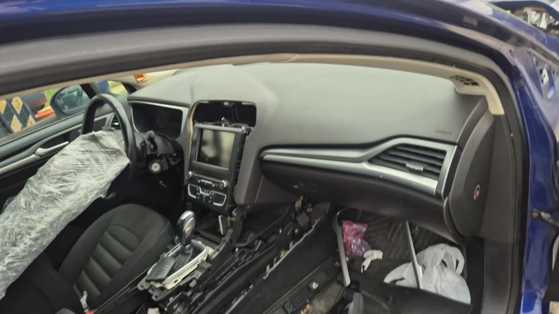 Ford Mondeo 1.5i - НА ЧАСТИ, снимка 16 - Автомобили и джипове - 15511055