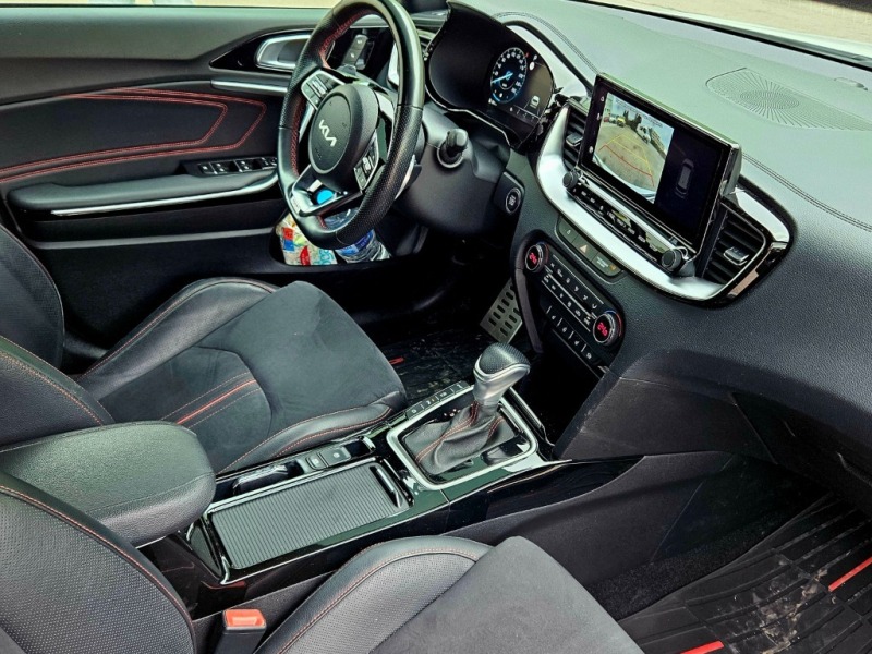 Kia Pro ceed GT, снимка 12 - Автомобили и джипове - 45418625