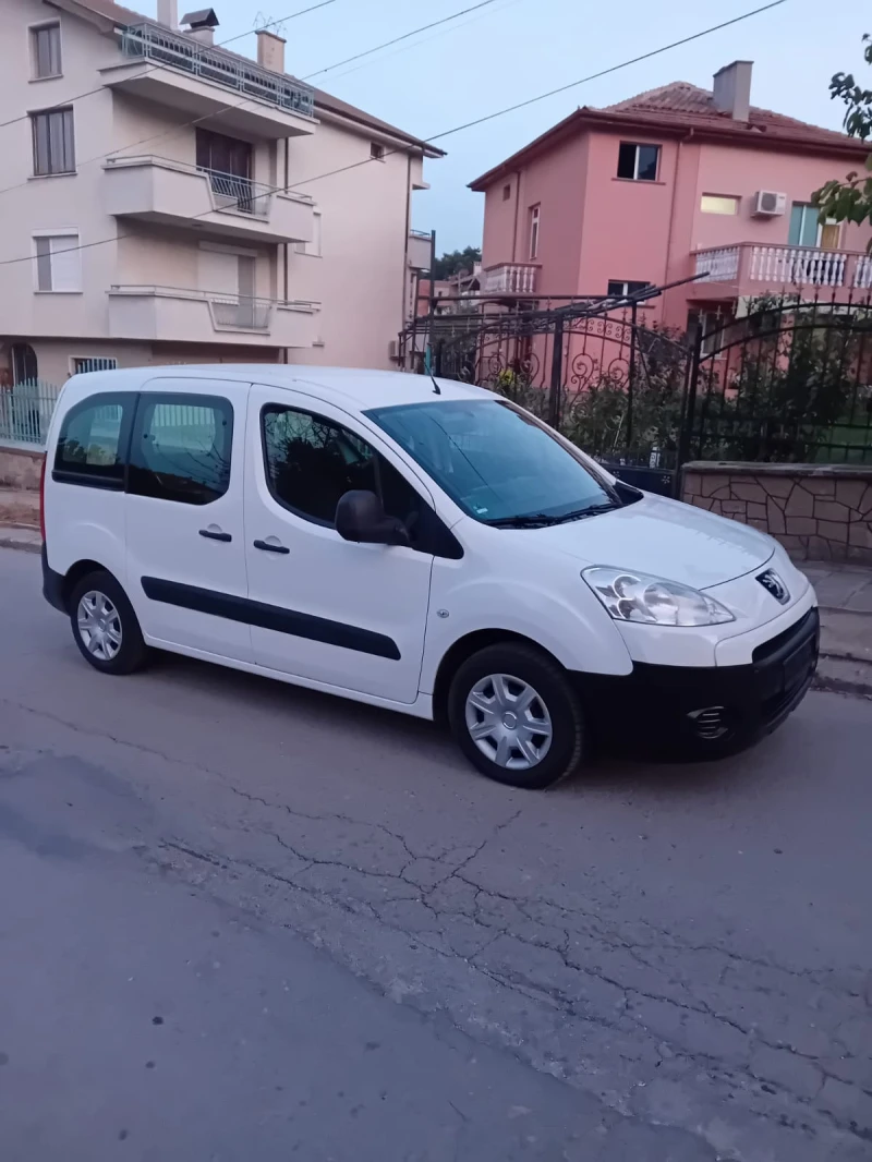 Peugeot Partner 1.6 Hdi, снимка 7 - Автомобили и джипове - 47359248