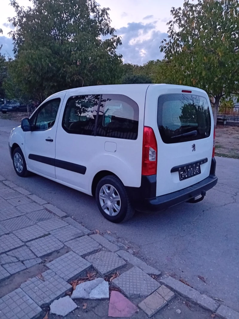 Peugeot Partner 1.6 Hdi, снимка 2 - Автомобили и джипове - 47359248