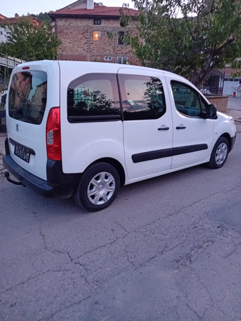 Peugeot Partner 1.6 Hdi, снимка 6 - Автомобили и джипове - 47359248