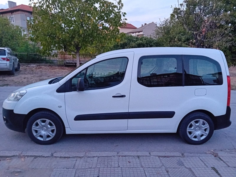 Peugeot Partner 1.6 Hdi, снимка 9 - Автомобили и джипове - 47359248