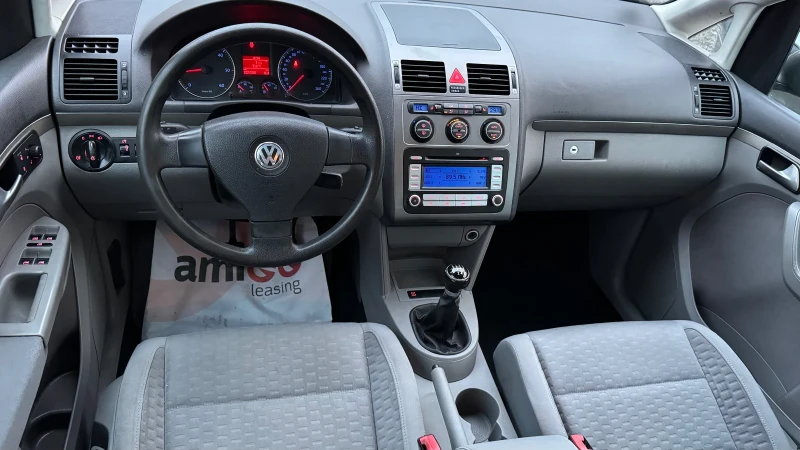 VW Touran 2.0 TDI 140 КОНЯ, снимка 12 - Автомобили и джипове - 48310772