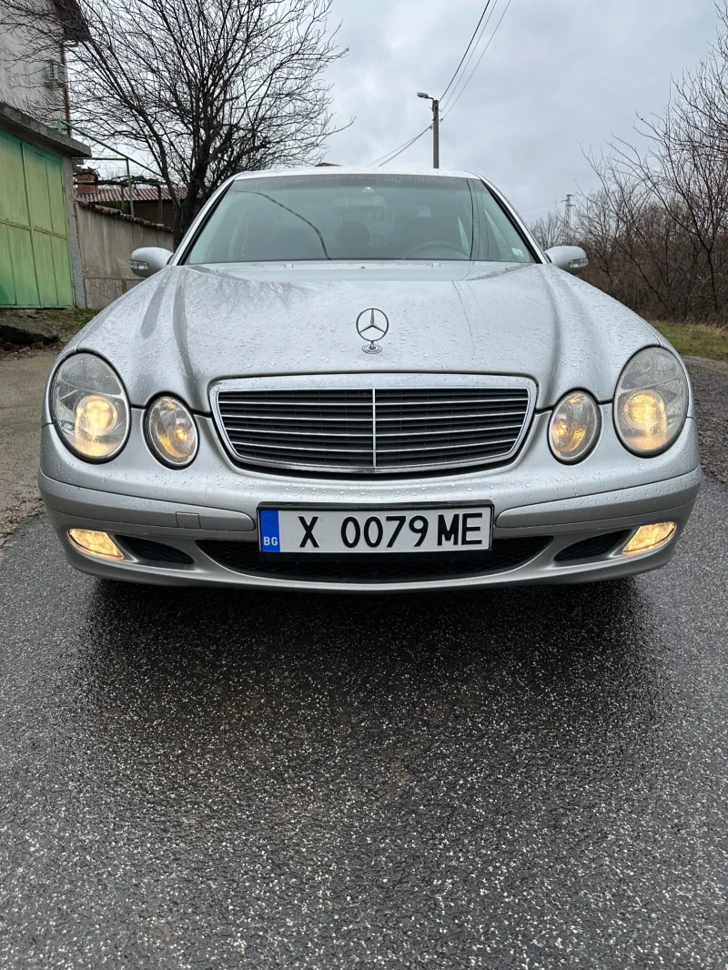 Mercedes-Benz E 220 CDI, снимка 1 - Автомобили и джипове - 48452359