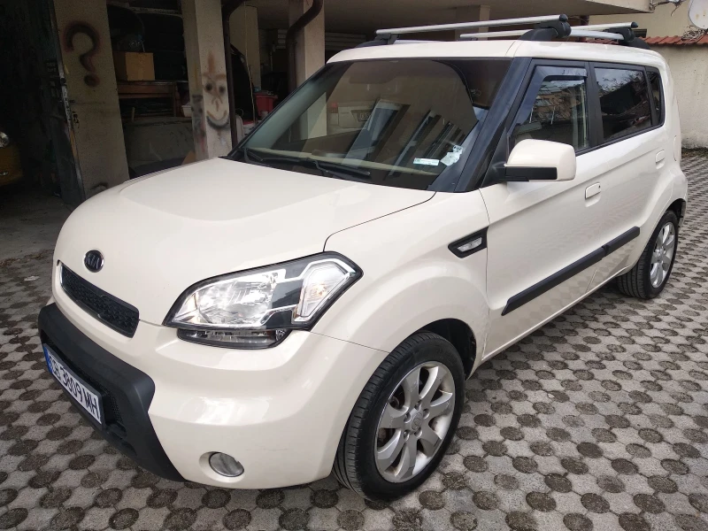 Kia Soul 1.6 Автоматик, снимка 1 - Автомобили и джипове - 48832914