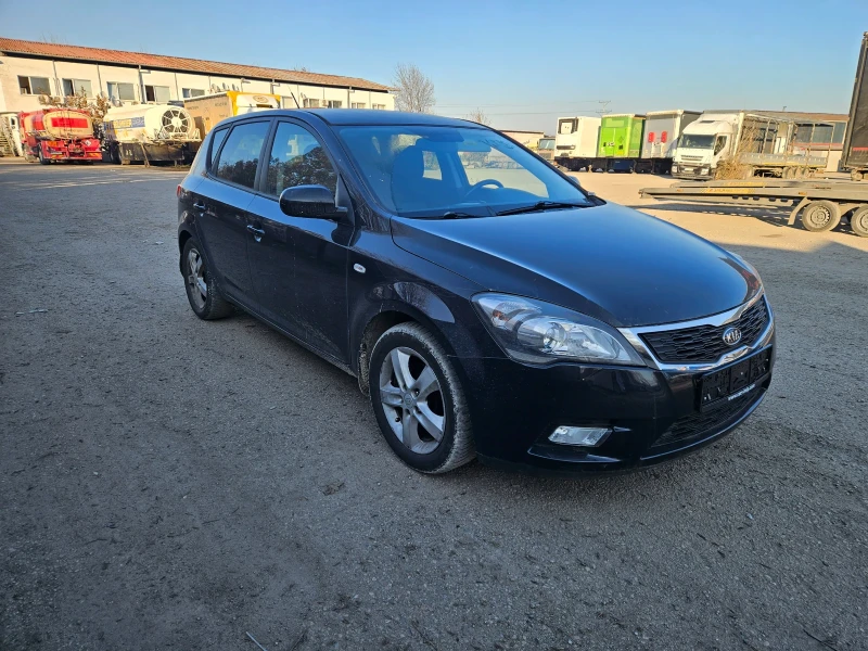 Kia Ceed 1.4 100 к.с., снимка 2 - Автомобили и джипове - 49091145