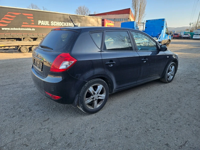 Kia Ceed 1.4 100 к.с., снимка 4 - Автомобили и джипове - 49091145