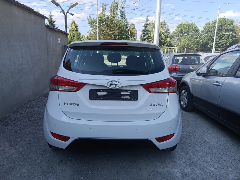 Hyundai Ix20 1.4 i 90Ks-ITALIA, снимка 16 - Автомобили и джипове - 51606131