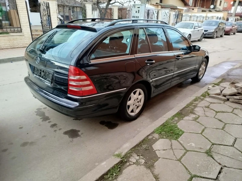 Mercedes-Benz C 200, снимка 2 - Автомобили и джипове - 52830197