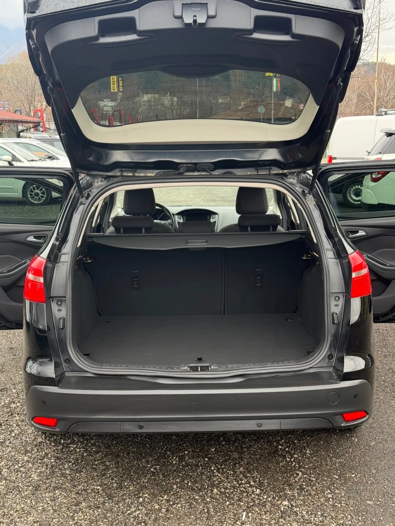 Ford Focus 1.5 TDCi Titanium X Автоматик 146 232 км., снимка 7 - Автомобили и джипове - 52852421