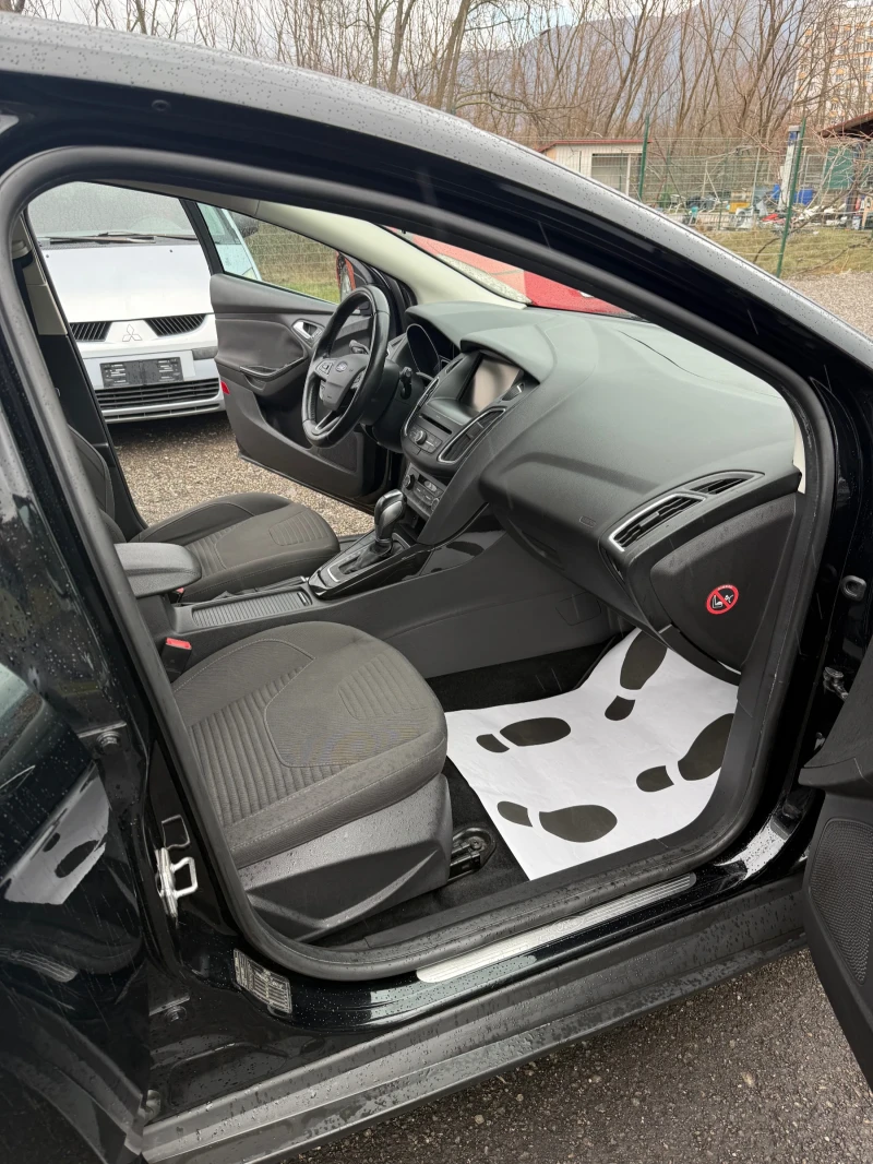 Ford Focus 1.5 TDCi Titanium X Автоматик 146 232 км., снимка 8 - Автомобили и джипове - 52852421