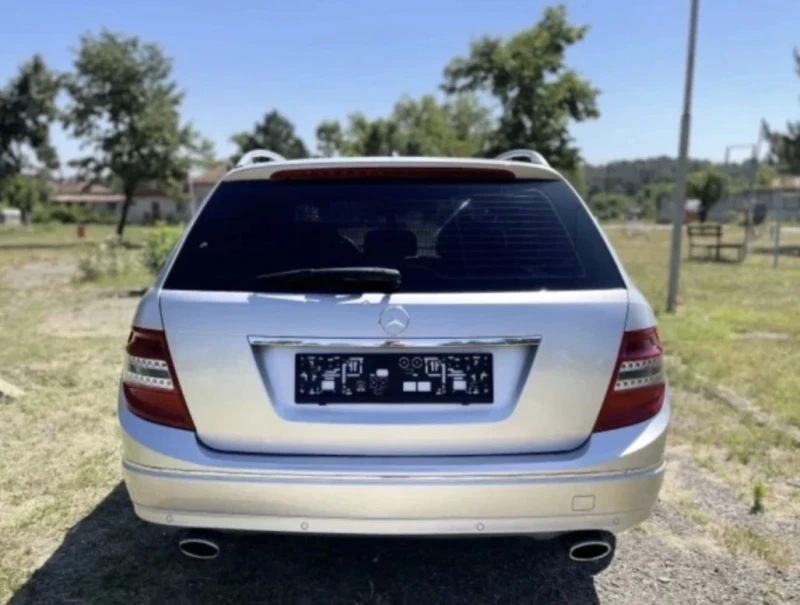 Mercedes-Benz C 320 Avantgarde, снимка 3 - Автомобили и джипове - 52900548