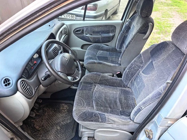 Renault Scenic RXT, снимка 8 - Автомобили и джипове - 54459783