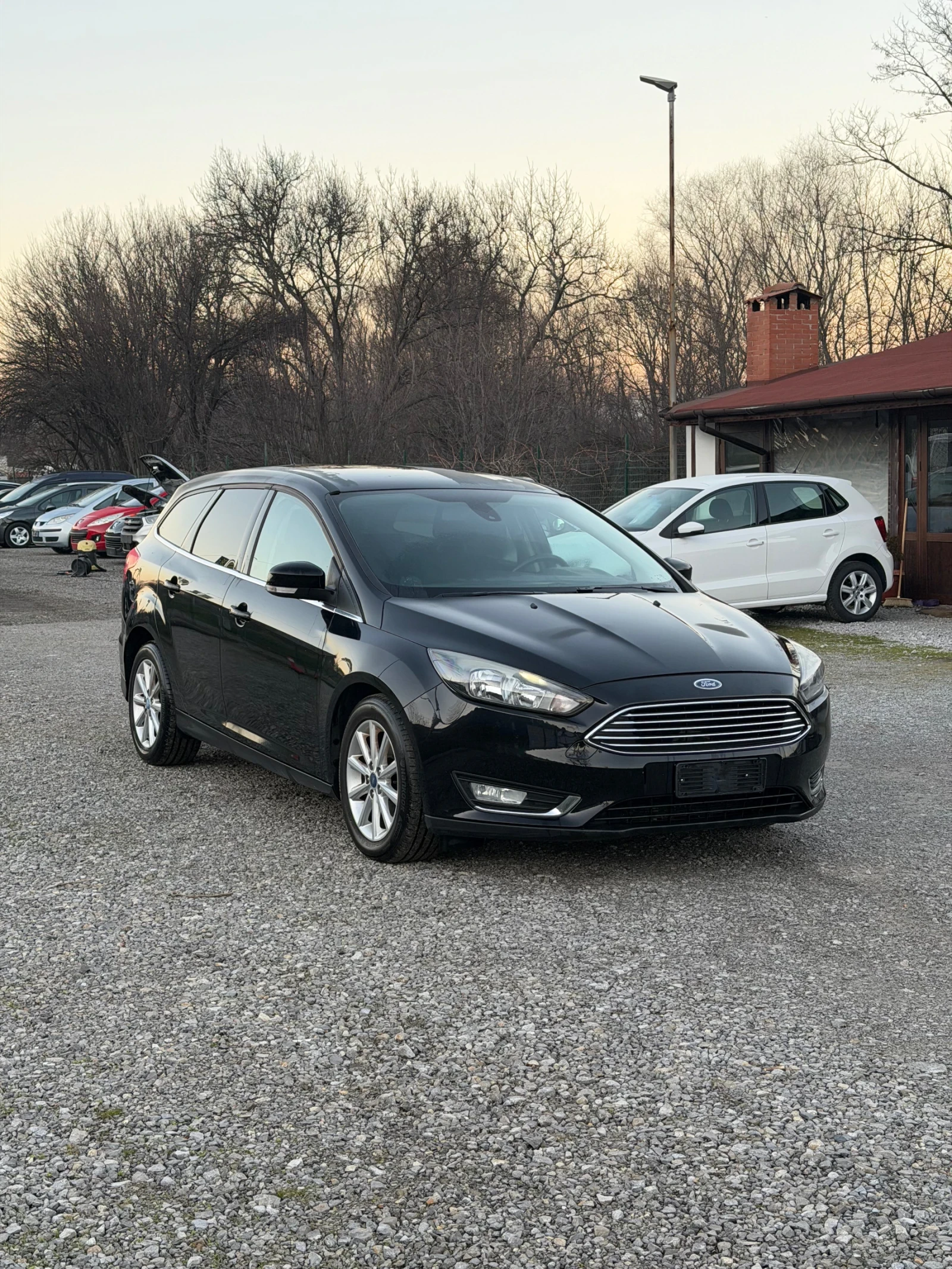 Ford Focus 1.5 TDCi Titanium X Powershift автомат 146 232 км., снимка 1