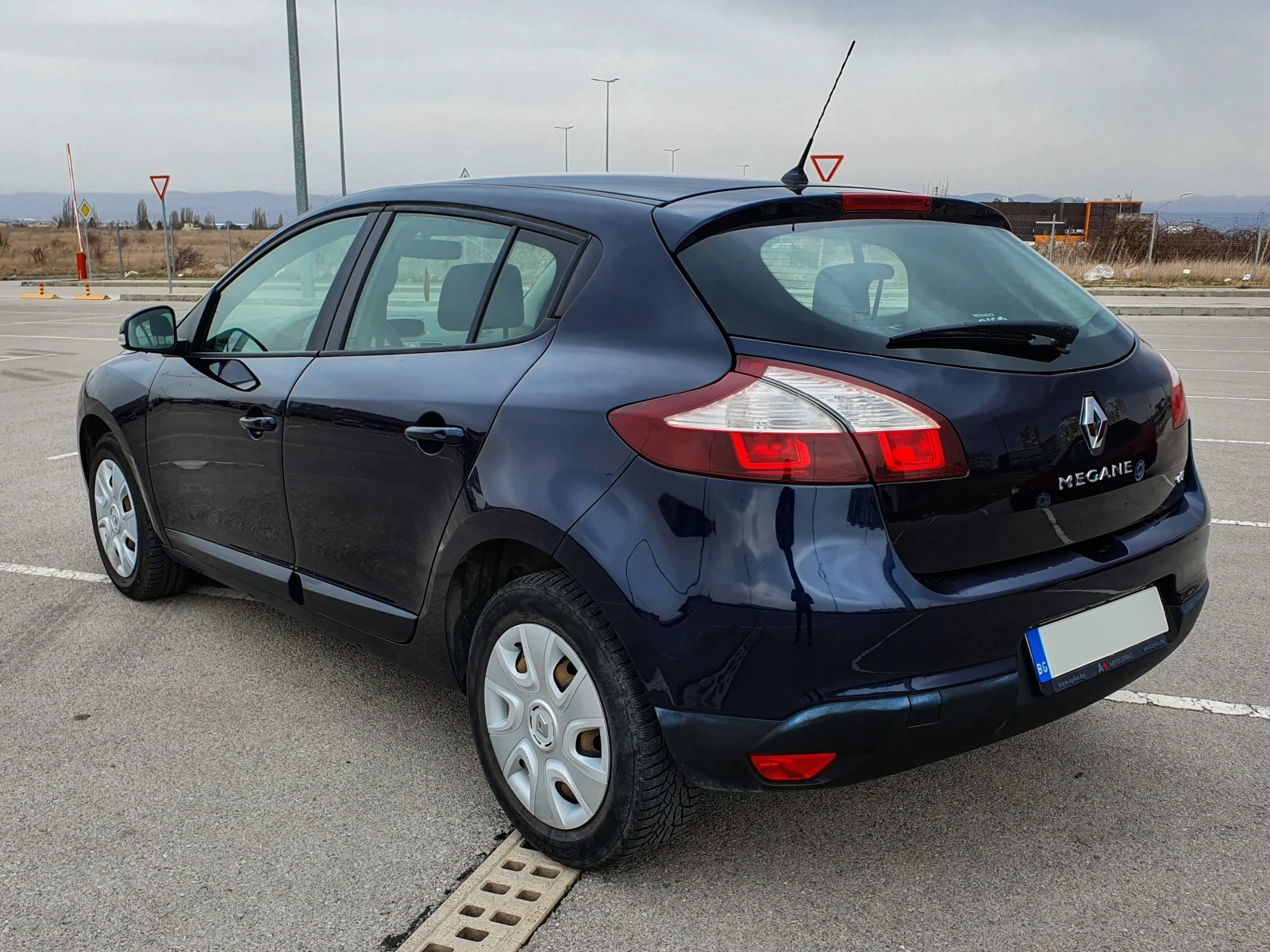 Renault Megane 1.5 dCi - изображение 8