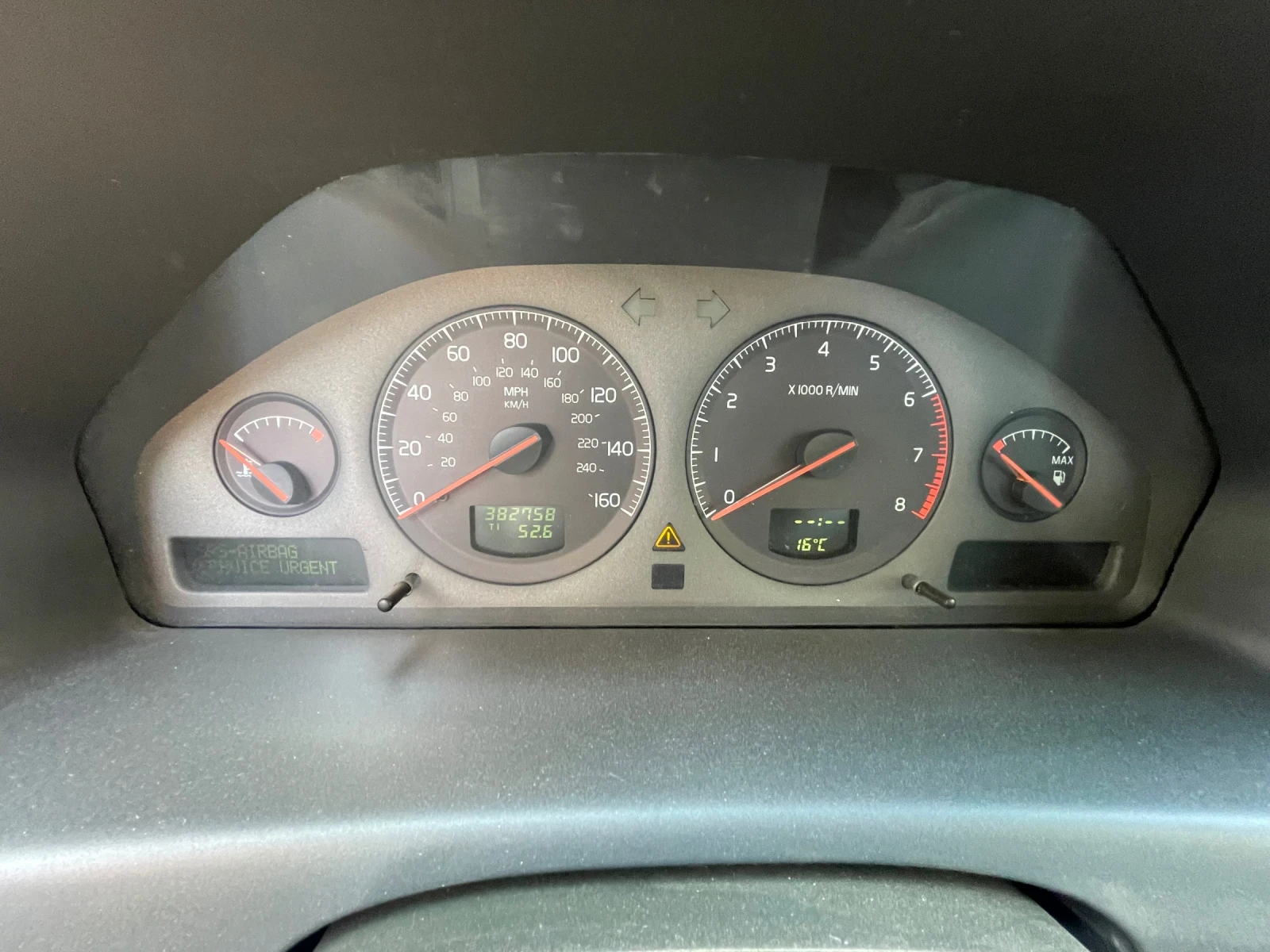 Volvo S60  - изображение 4