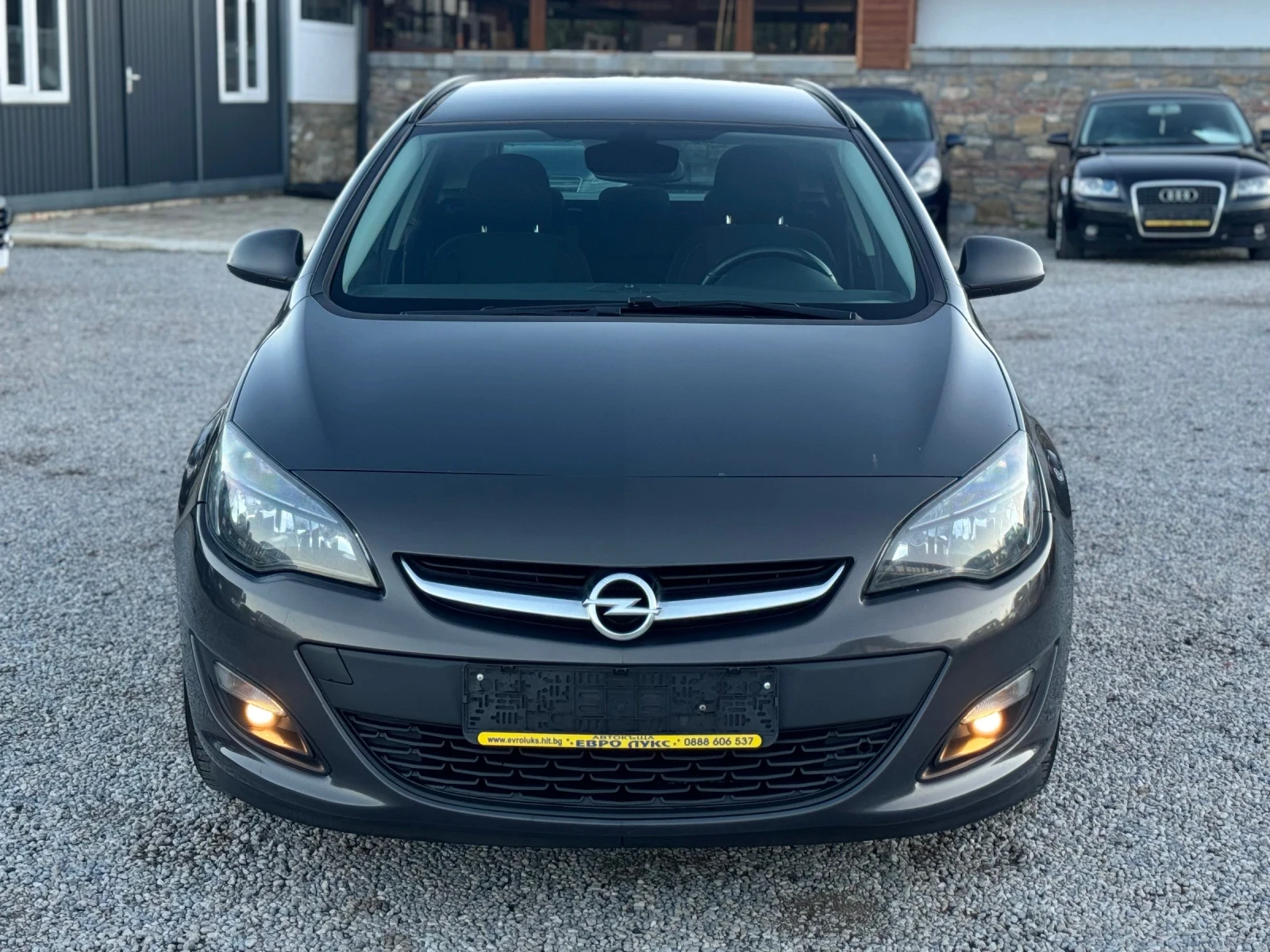 Opel Astra 1.6CDTI 136кс 6ск FaceLift НАВИ ПОДГРЕВ РЕКАРО  - изображение 2