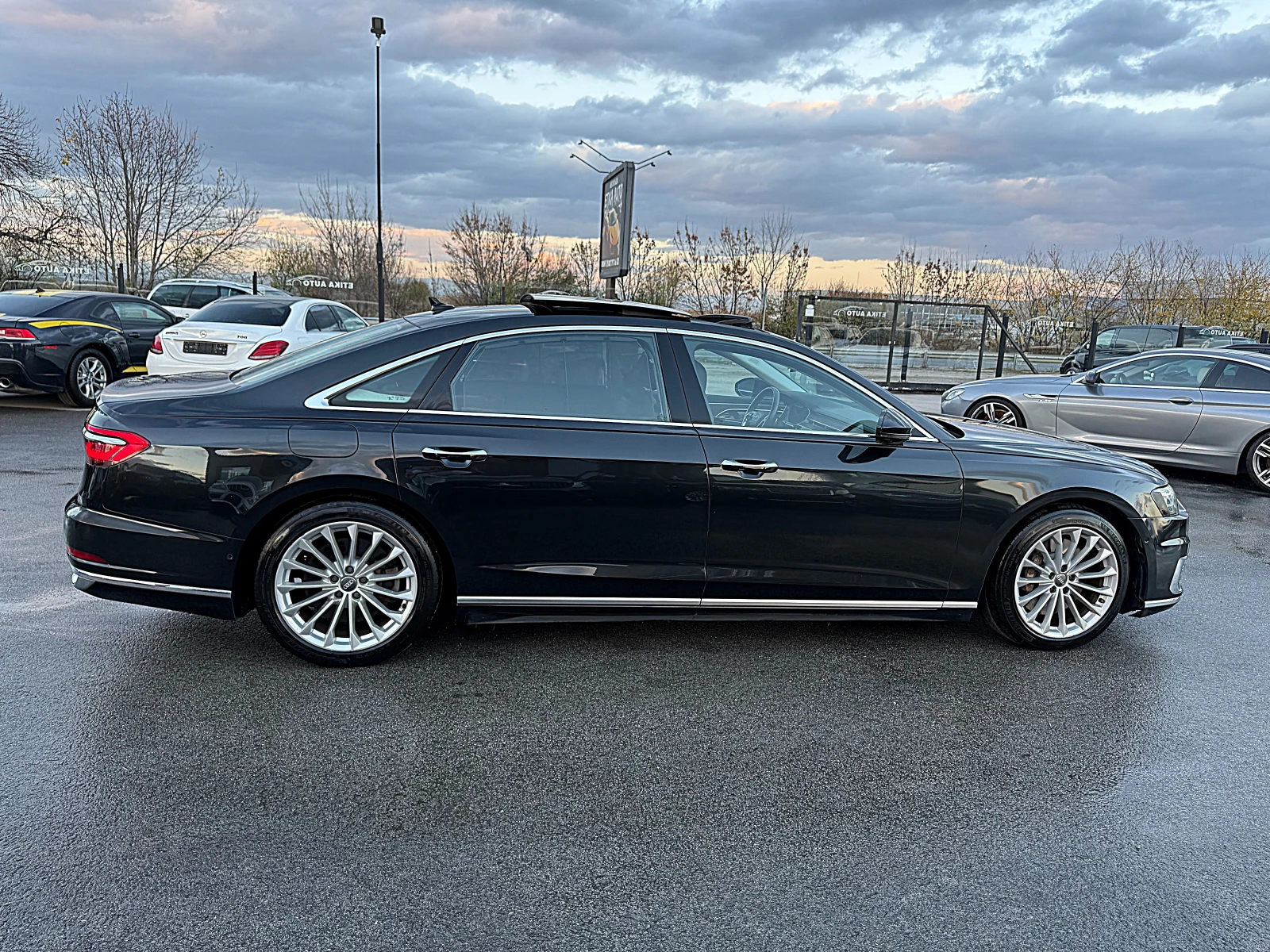 Audi A8 55TFSI-ДЪЛГА БАЗА-VAKUM-HEAD UP-PANORAMA-360KAMERI - изображение 6