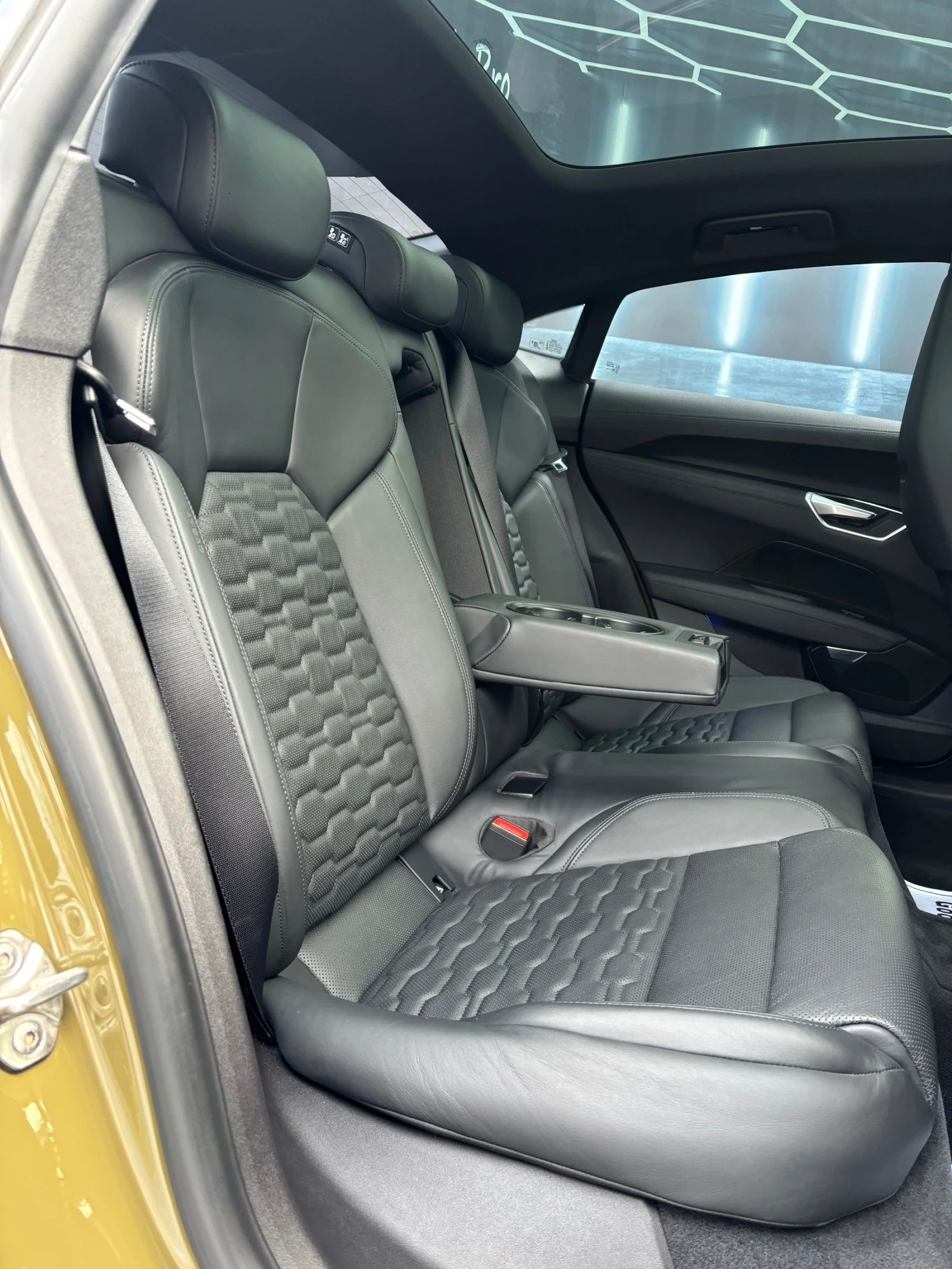 Audi E-Tron GT RS Matrix  | Mobile.bg � ����������� 16