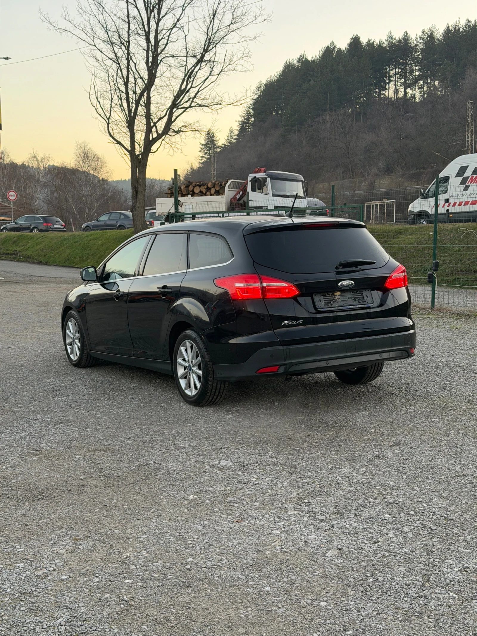 Ford Focus 1.5 TDCi Titanium X Powershift ������� 146 232 ��. | Mobile.bg � ����������� 4