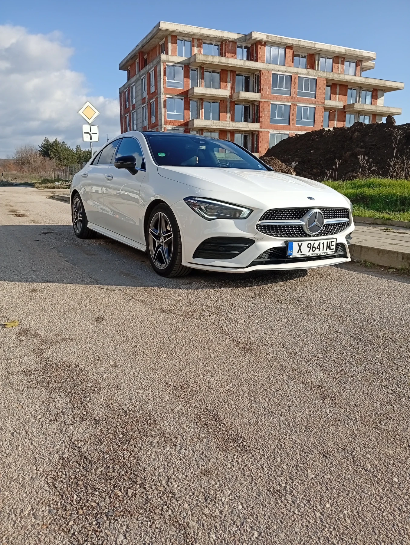 Mercedes-Benz CLA 200  - изображение 2