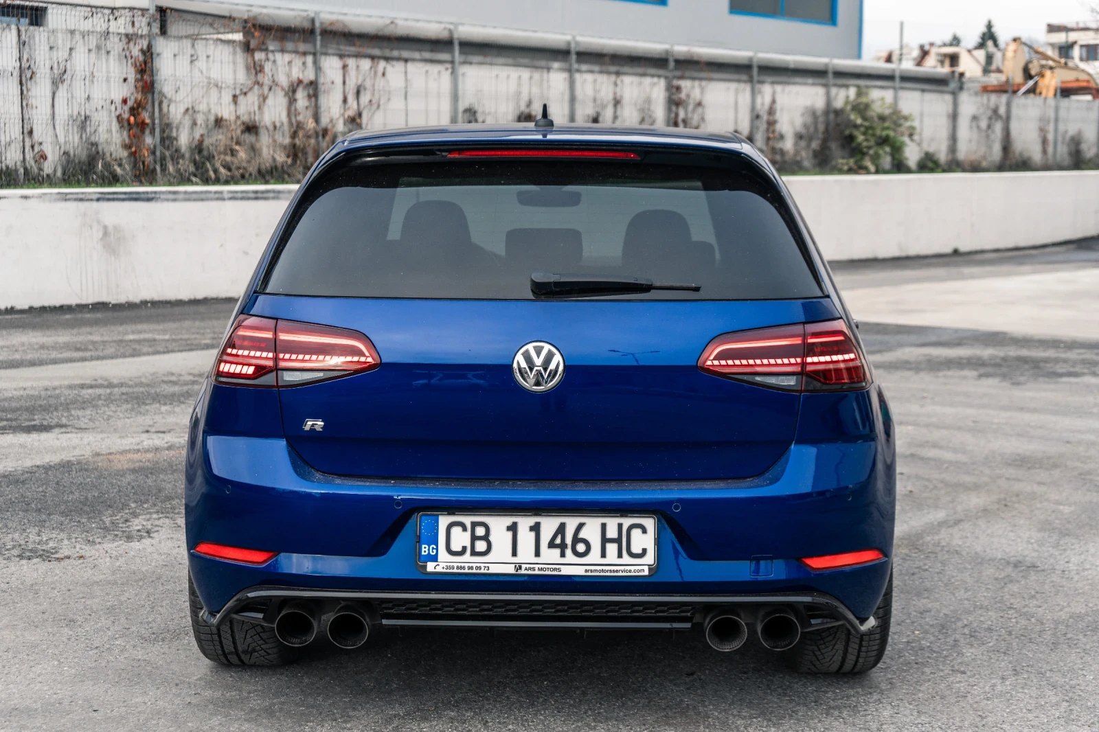 VW Golf R MK7.5 AKRAPOVIC От Порше София ДОГОВАРЯНЕ! - изображение 5