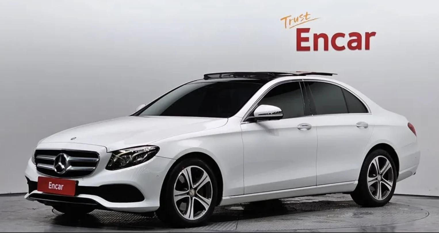 Mercedes-Benz E 300 4MATIC* ДИГИТАЛНО* ТАБЛО* ПОДГРЕВ* ОБДУХВАНЕ* 360К