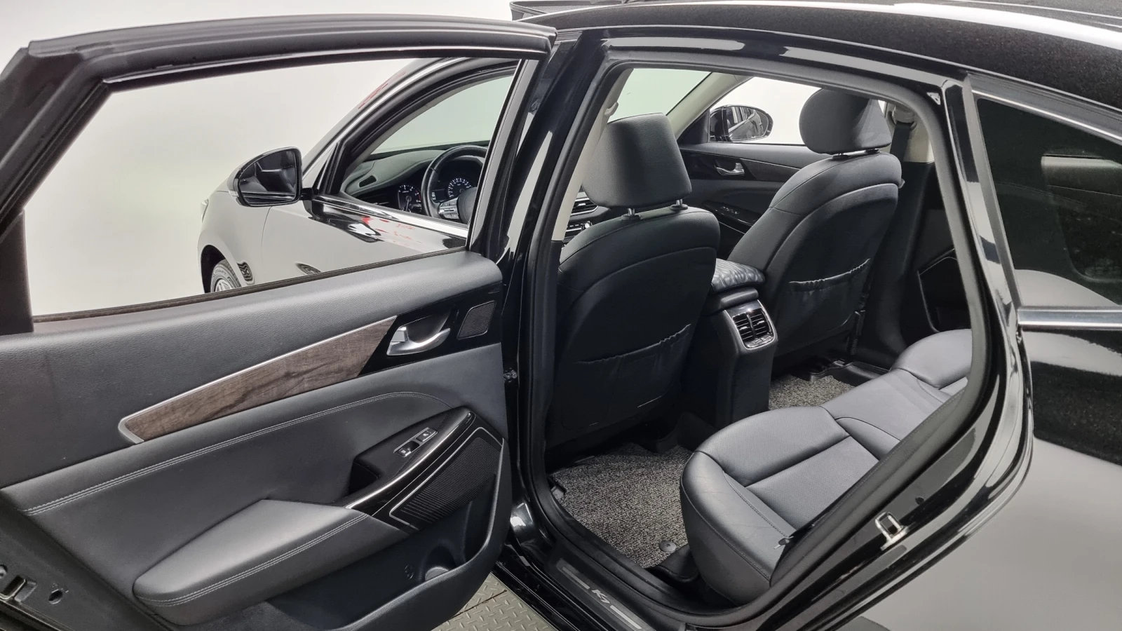 Kia K7 3.0LPI TRENDY autogeorge.com | Mobile.bg � ����������� 15