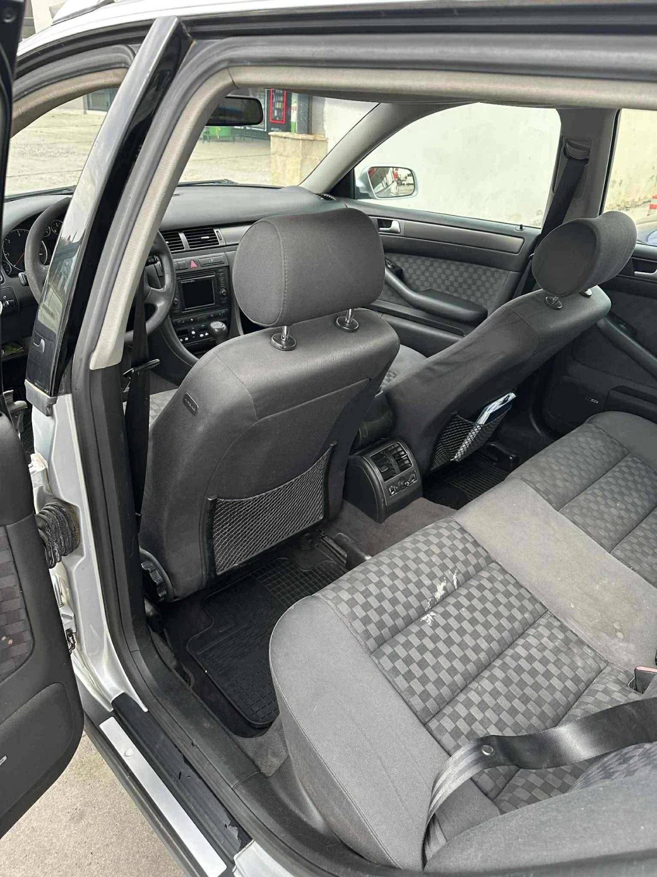 Audi A6, снимка 9 - Автомобили и джипове - 54336110