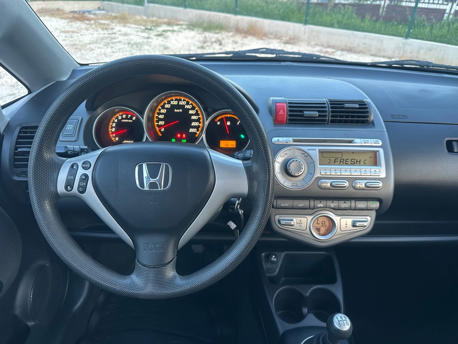 Honda Jazz 1.4//NEW FACE//2007G//YNIKAT//NOVA, снимка 10 - Автомобили и джипове - 54711728
