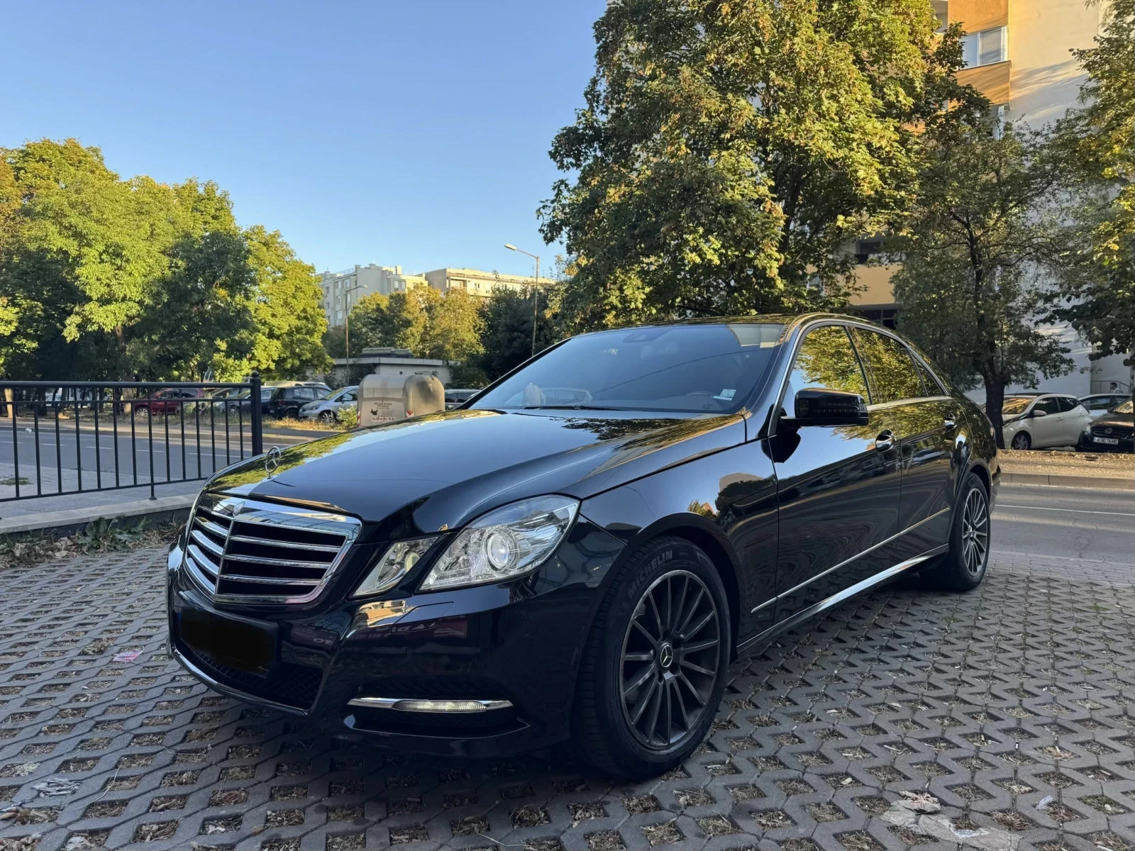 Mercedes-Benz E 200 E200 Бензин