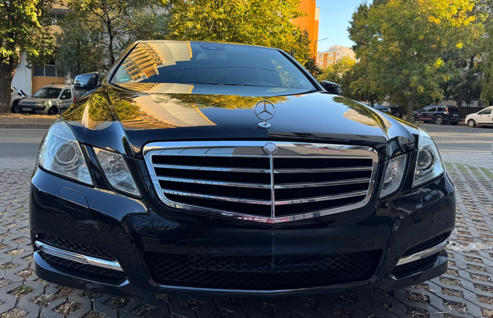Mercedes-Benz E 200 E200 Бензин, снимка 5 - Автомобили и джипове - 56348693