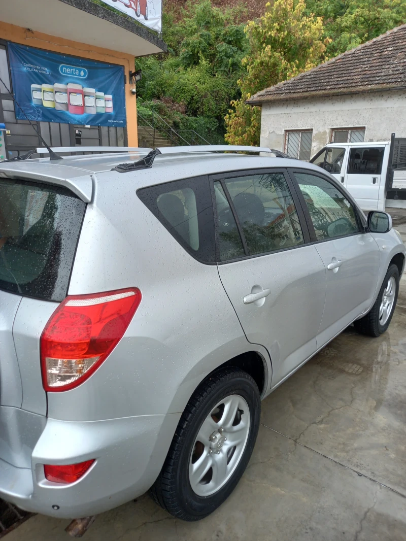 Toyota Rav4 2.0 VVTI 152 PS, снимка 13 - Автомобили и джипове - 47500252