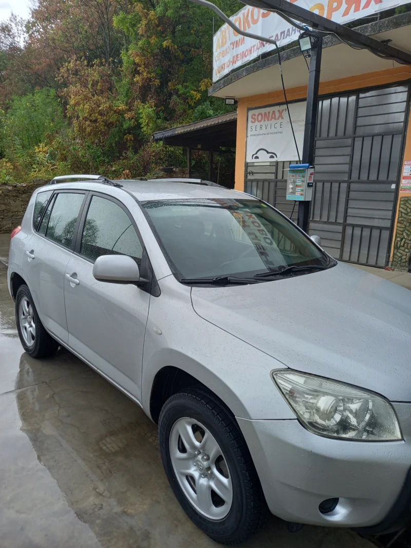 Toyota Rav4 2.0 VVTI 152 PS, снимка 11 - Автомобили и джипове - 47500252