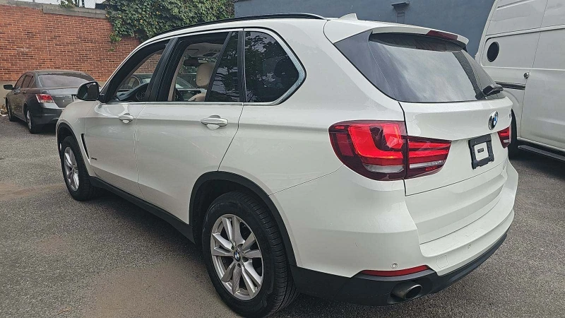 BMW X5 Heads-up* Panorama* Navi* Keyless* Parking Camera*, снимка 5 - Автомобили и джипове - 47585436