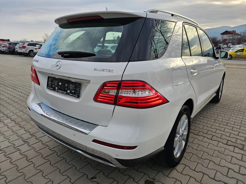 Mercedes-Benz ML 350 3.0CDI-258к.с., 4-matic, Chrome Pack, Xenon!, снимка 3 - Автомобили и джипове - 48819759