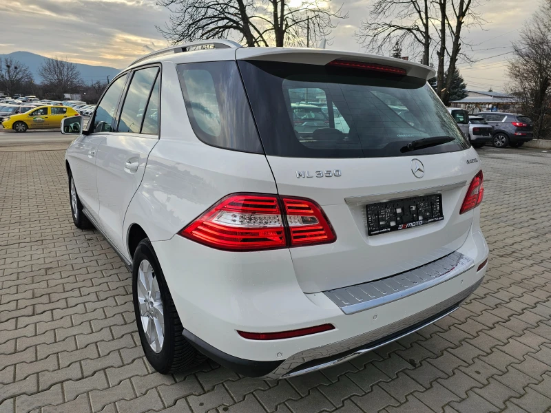 Mercedes-Benz ML 350 3.0CDI-258к.с., 4-matic, Chrome Pack, Xenon!, снимка 4 - Автомобили и джипове - 48819759