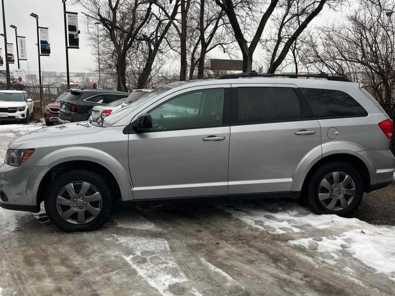 Dodge Journey * SXT * CARFAX * БЕЗ ПЪРВОНАЧАЛНА ВНОСКА, снимка 2 - Автомобили и джипове - 53021346