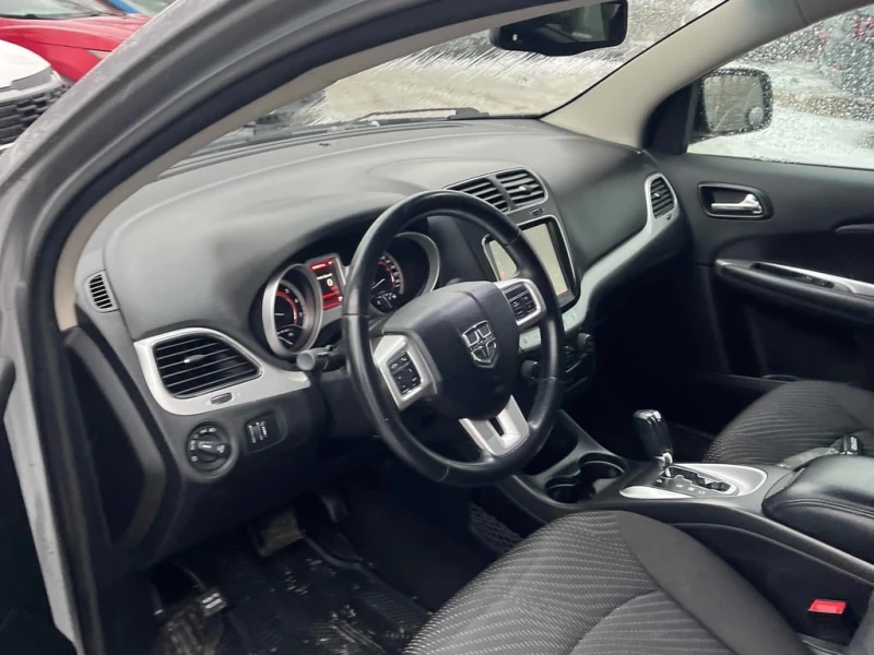 Dodge Journey * SXT * CARFAX * БЕЗ ПЪРВОНАЧАЛНА ВНОСКА, снимка 5 - Автомобили и джипове - 53021346