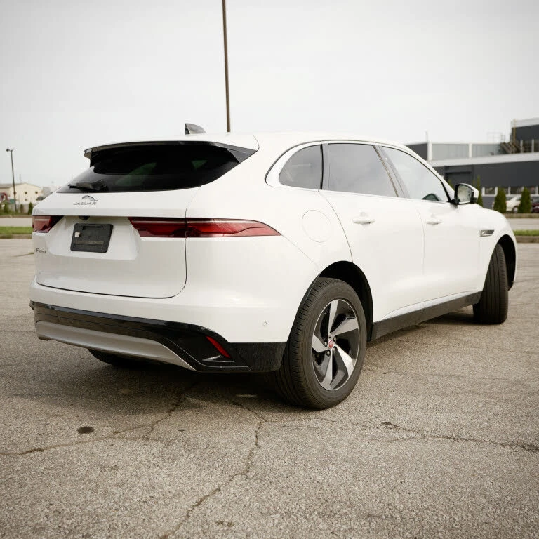 Jaguar F-PACE P250 S MERIDIAN* 360CAM* KEYLESS* PANO*  - изображение 2
