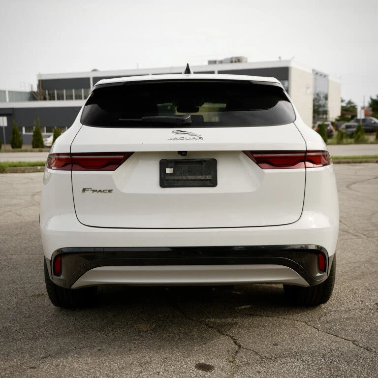 Jaguar F-PACE P250 S MERIDIAN* 360CAM* KEYLESS* PANO*  - изображение 3