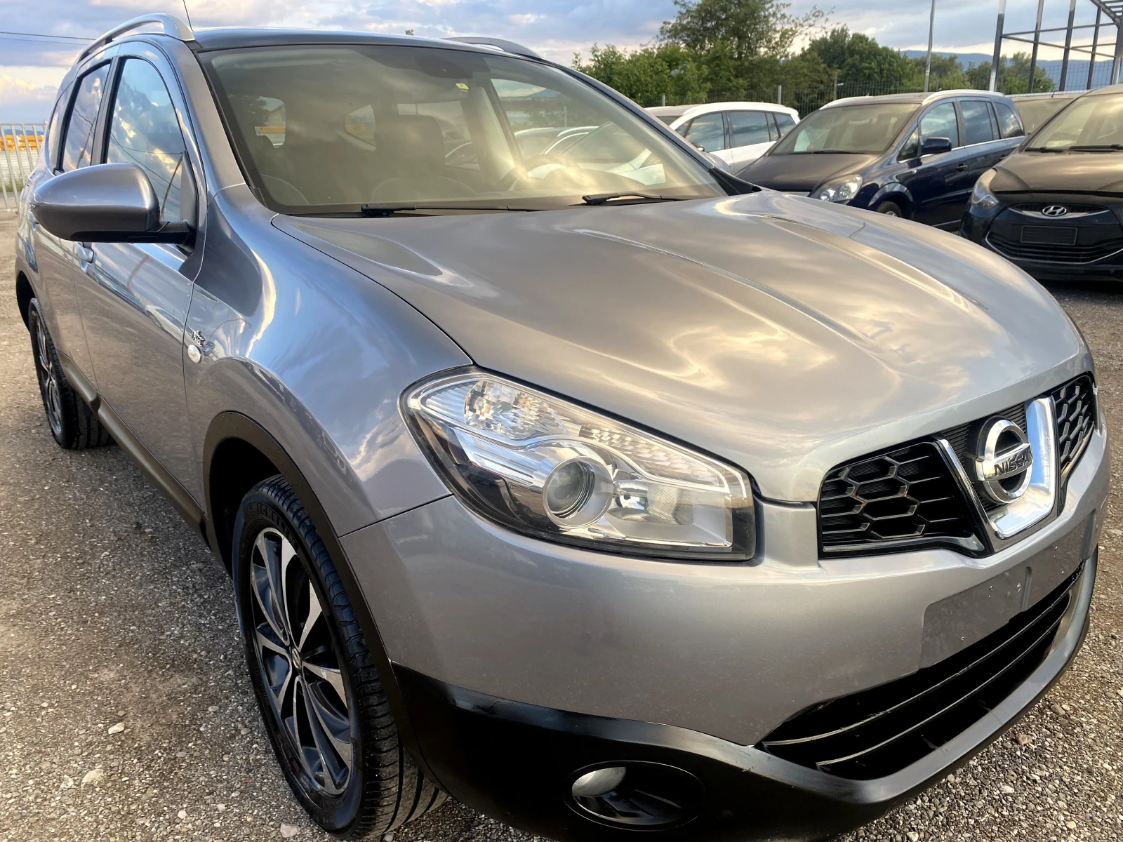 Nissan Qashqai + 2 4x4 2.0dCi Automatic Panorama Като нов - изображение 6