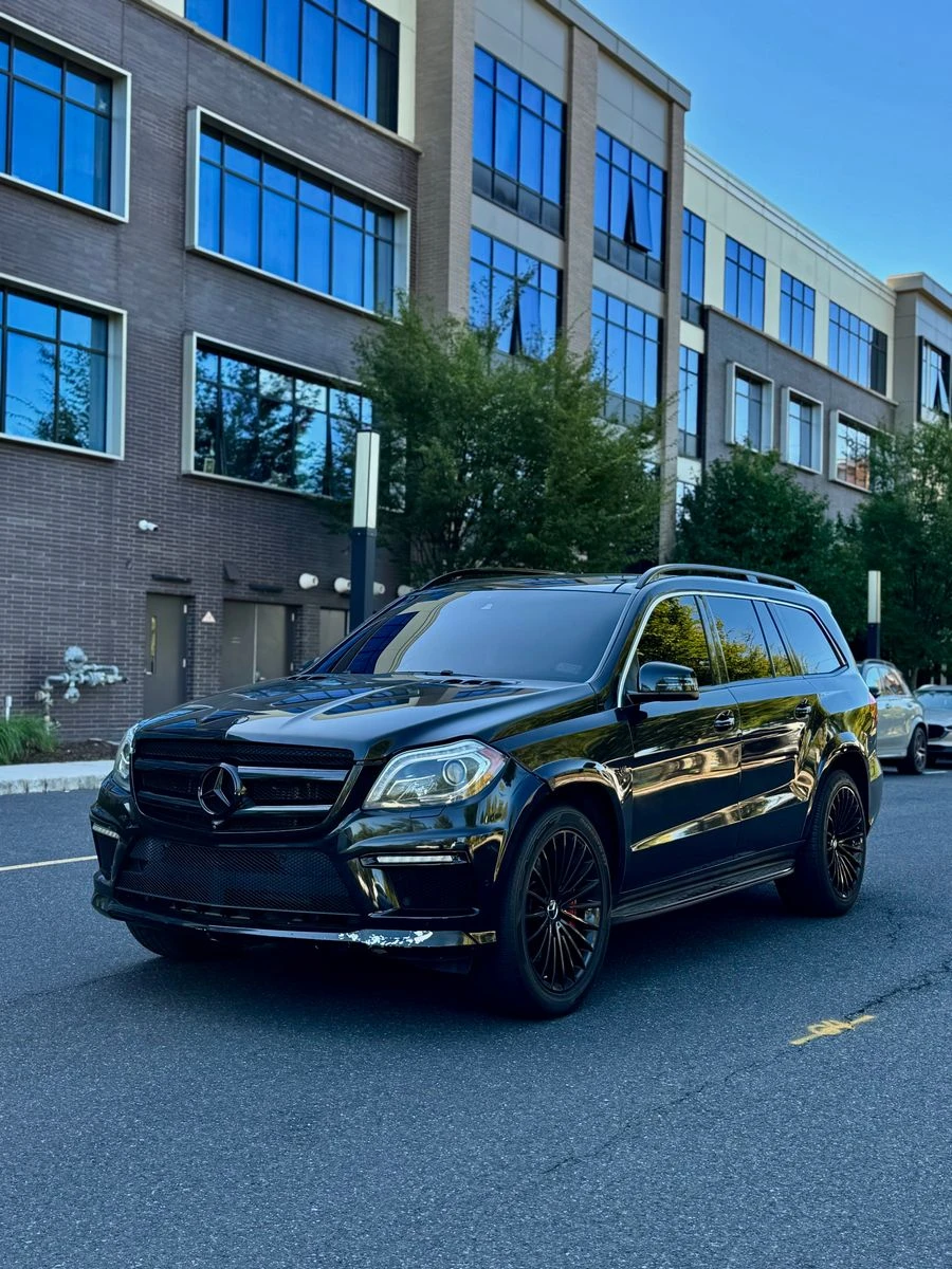 Mercedes-Benz GL 63 AMG МАСАЖ* B&O* DESIGNO* ОБДУХ* 7МЕСТА* ПАНО* AMG PERF - изображение 9