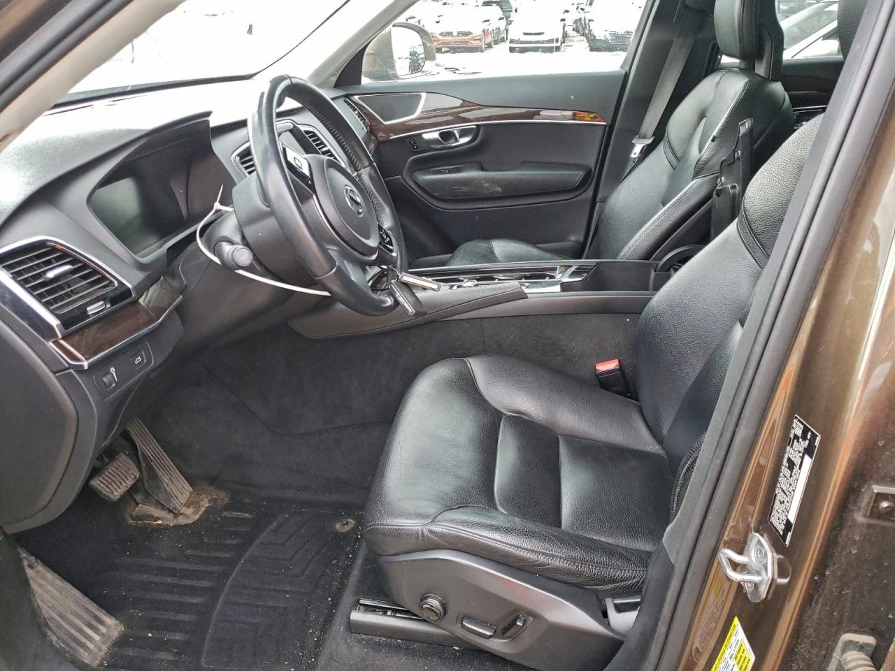 Volvo Xc90 T6 Momentum - изображение 7