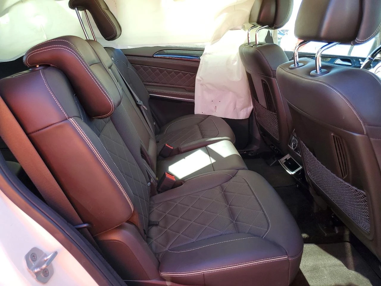 Mercedes-Benz GLS 500 4MATIC AMG PKG| DESIGNO| DISTRONIC| H/K\360, снимка 10 - Автомобили и джипове - 53979539